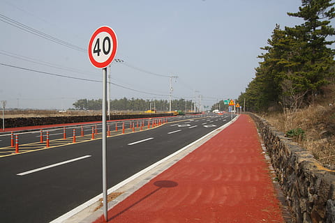 road, speed limits, signpost, transportation, road sign, sky HD wallpaper