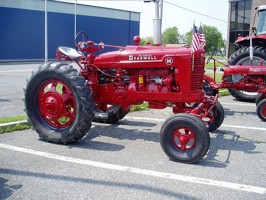 tractor, antique, red, old, farm, vintage, agriculture, machinery HD wallpaper