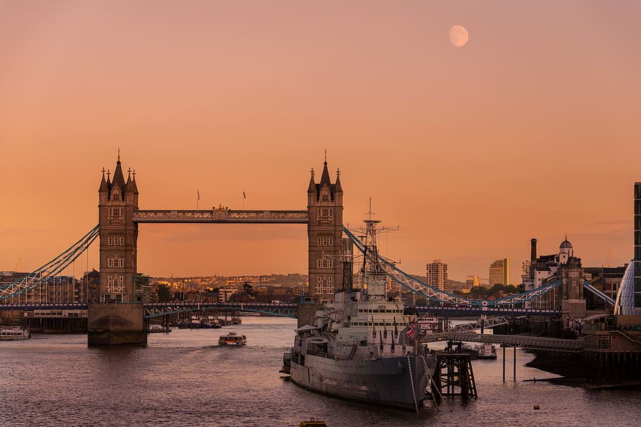 boat near bridge during golden hour, london, thames, tower HD wallpaper