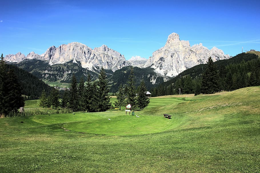 green field under blue sky, nature, mountain, grass, panorama HD wallpaper