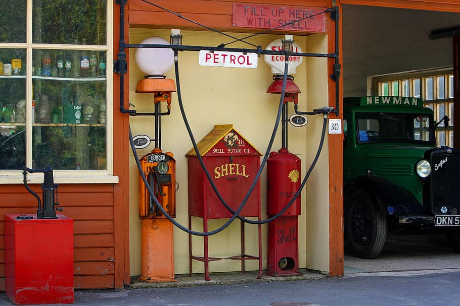 close-up photography of gas station, vintage gas station, petrol station