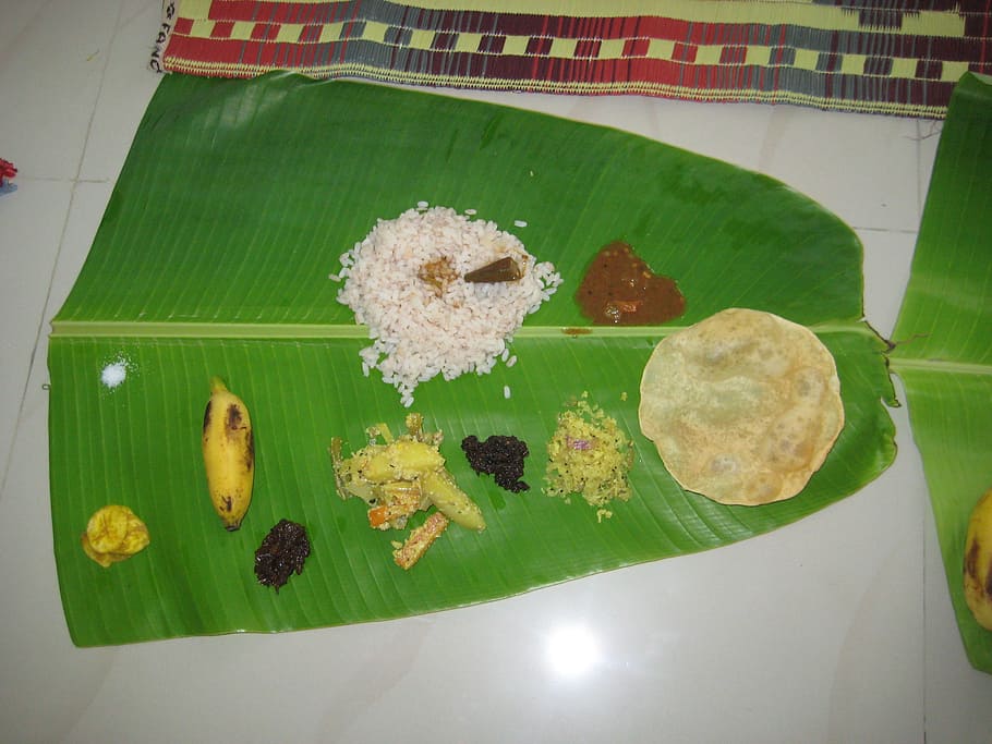 rice with dishes on banana leaf, sadya, onam, kerala, food, traditional