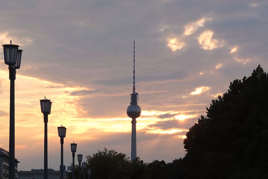 tv tower, berlin, evening, sky, clouds, sun, lantern, abendstimmung HD wallpaper