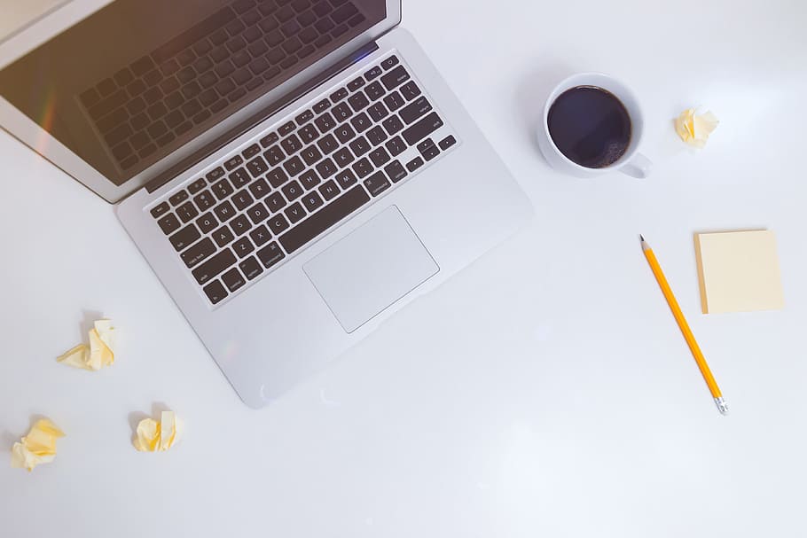 MacBook Air beside white ceramic mug, laptop, apple, computer HD wallpaper