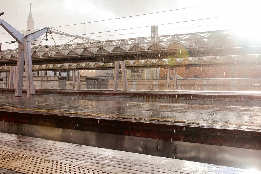 white train statuion, train station during daytime, platform HD wallpaper
