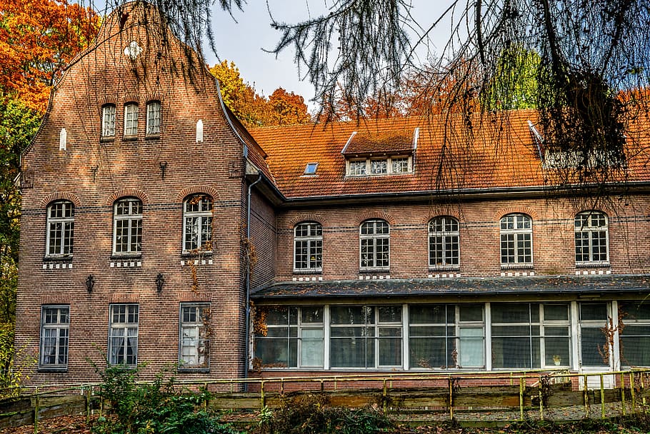 Lost house. Заброшенная клиника в Потсдаме. Lost places Psychiatrie. Lost places in Landshut.