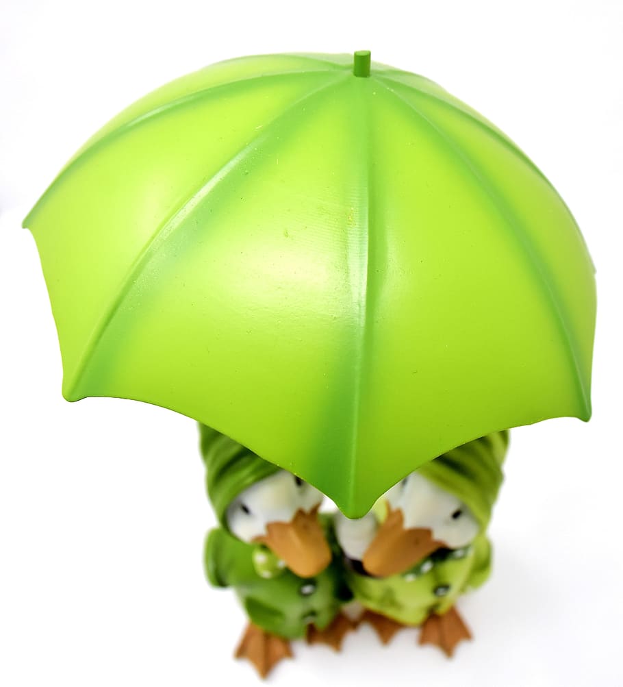 umbrella, ducks, figure, cute, color, colorful, garden statues HD wallpaper