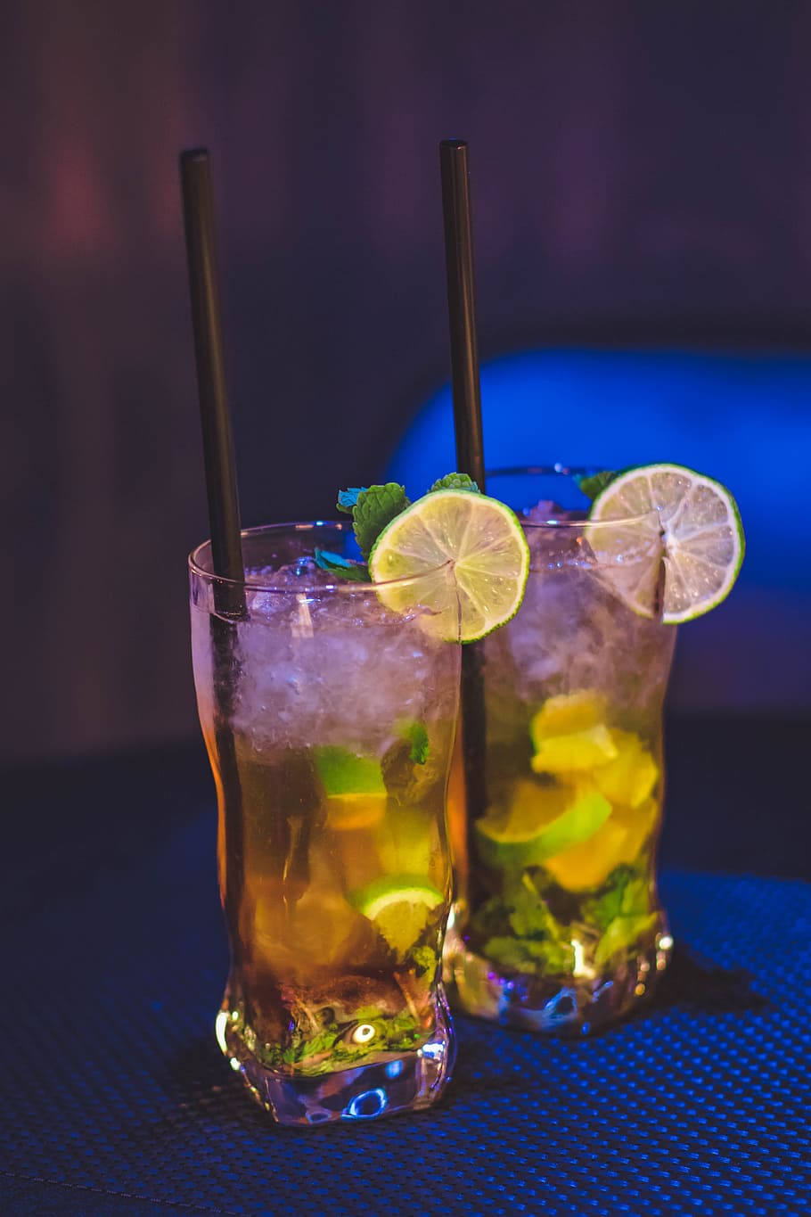 Two Clear Drinking Glass With Juice and Black Straw, blue, blur HD wallpaper