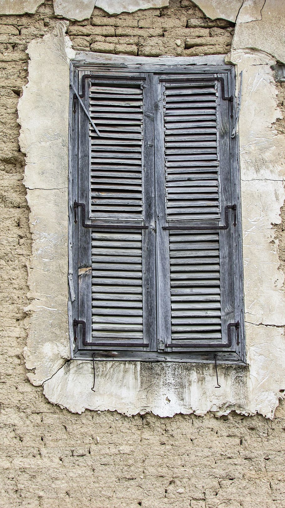 window, old, wooden, aged, weathered, house, architecture, traditional HD wallpaper