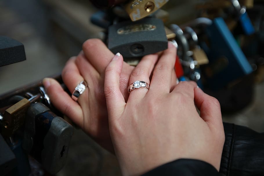honeymoon, czech republic, coupling, human Hand, people, close-up HD wallpaper