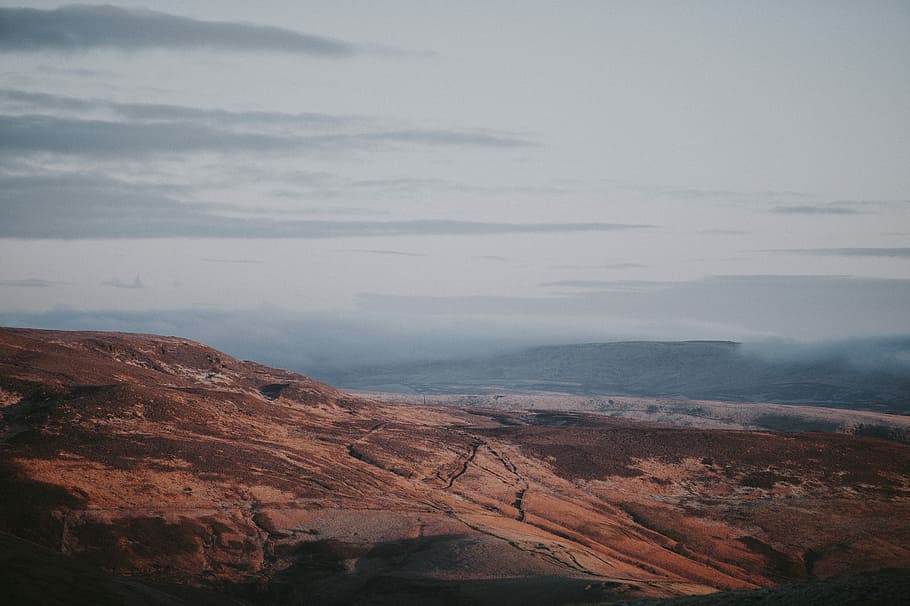View from Mam Tor, brown mountain under gray clouds, landscape HD wallpaper