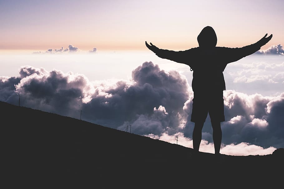 Man standing in mountain clouds, people, adventure, holiday, landscape HD wallpaper