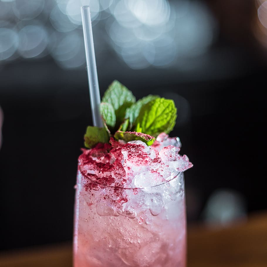 clear glass filled with beverage with mint, Vodka, Champagne HD wallpaper