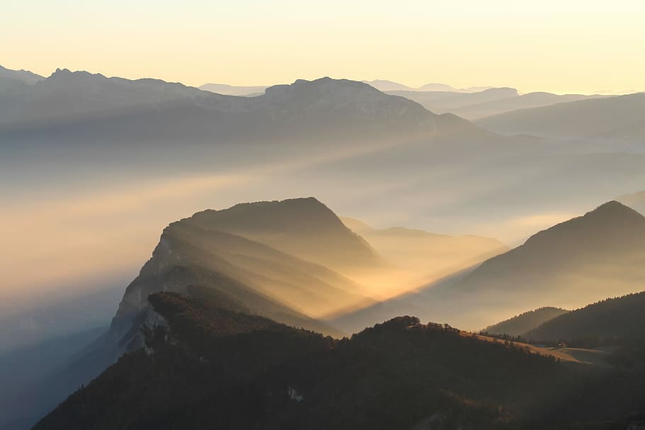 aerial view of forest, silhouette of mountain with foggy area during daytime HD wallpaper
