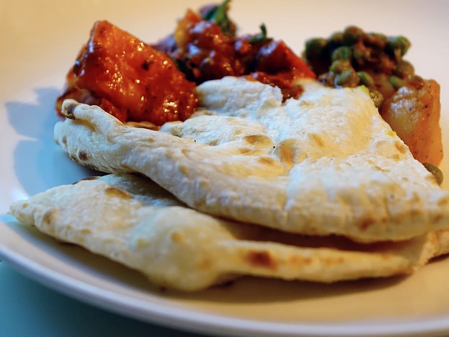 close-up photo of flatbread on palte, Naan, Snack, Indian, khamiri, HD wallpaper