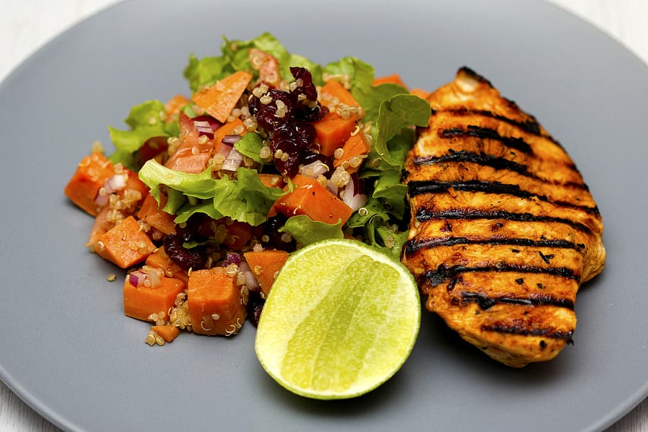 grilled-chicken-quinoa-salad-photography.jpg