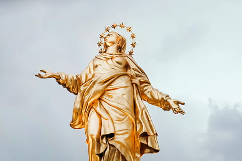 bronze-colored statue, ancient, art, daylight, figure, gold HD wallpaper