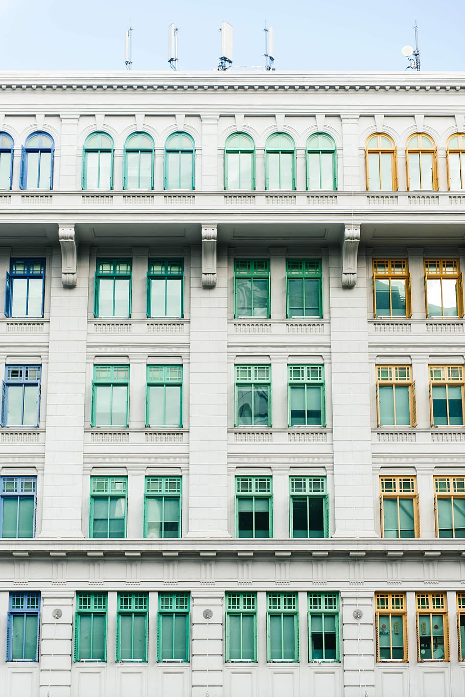 white concrete building, architecture, windows, green, yellow HD wallpaper