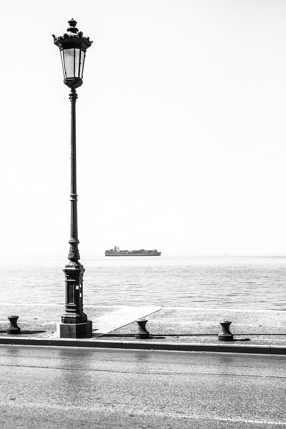 black lantern on seawall, promenade, road, water, ship, container ship, HD wallpaper