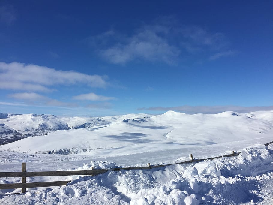 Hemavan, Blue Sky, Snow, Winter, White, mountain top, fells HD wallpaper