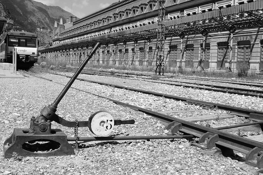 station, train, via, railway, railway station, platform, train station HD wallpaper