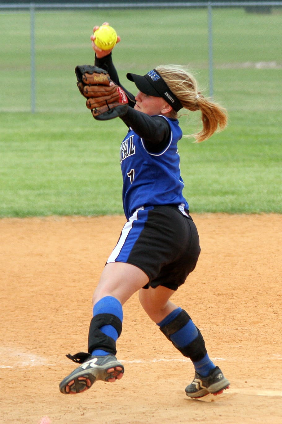 softball, pitcher, high school, ballgame, girls softball, sport HD wallpaper