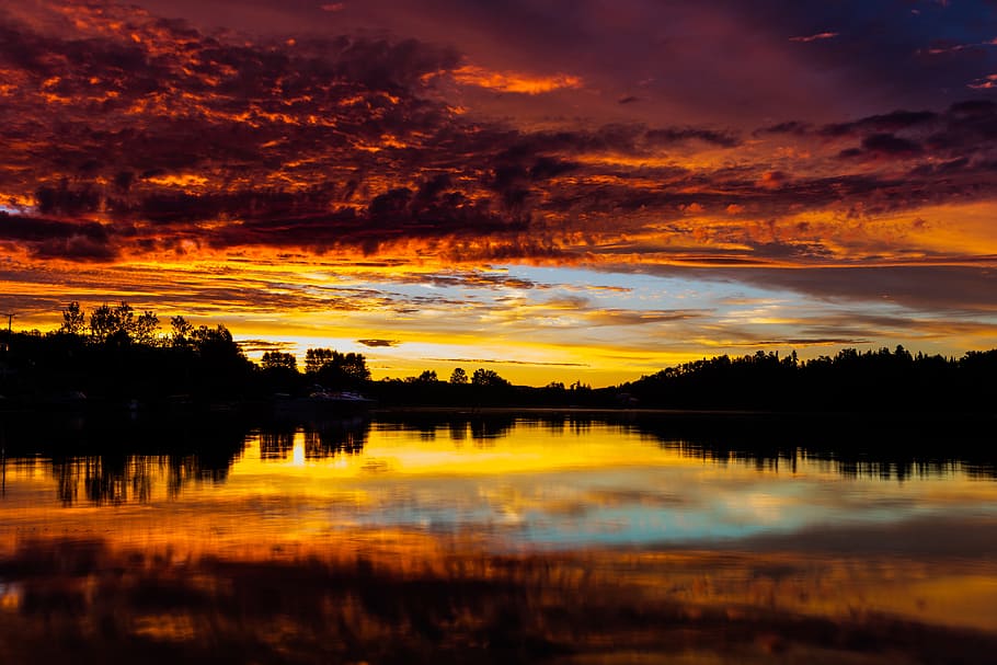 dawn, nature, sky, sunset, clouds, dusk, lake, river, silhouette HD wallpaper