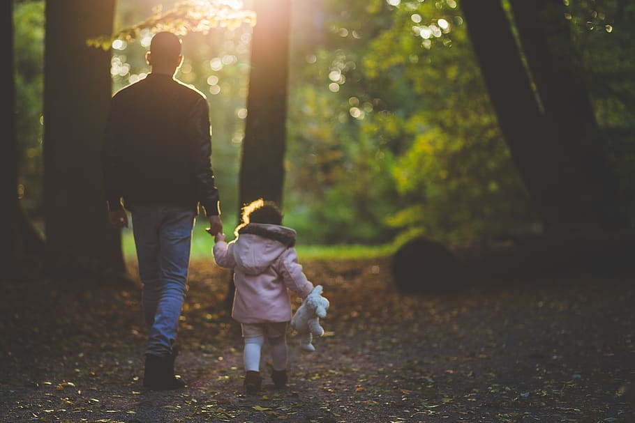 father, daughter, dad, girl, young, family, child, stuffed animal