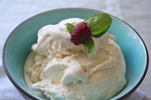 ice cream with strawberry, fruit, raspberry, summer, happiness HD wallpaper