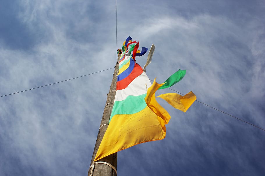 prayer flags, sky, tibetan, low angle view, cloud - sky, patriotism, HD wallpaper