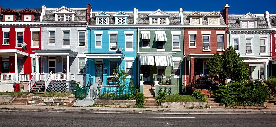 white, red, gray, and blue painted buildings, washington dc HD wallpaper