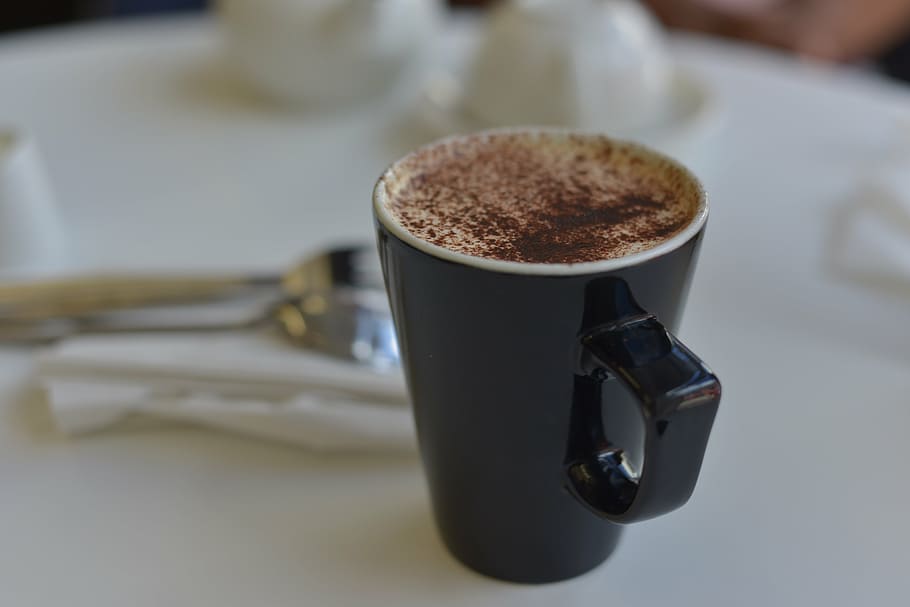 coffee on black ceramic mug on top of table, cappuccino, cup HD wallpaper