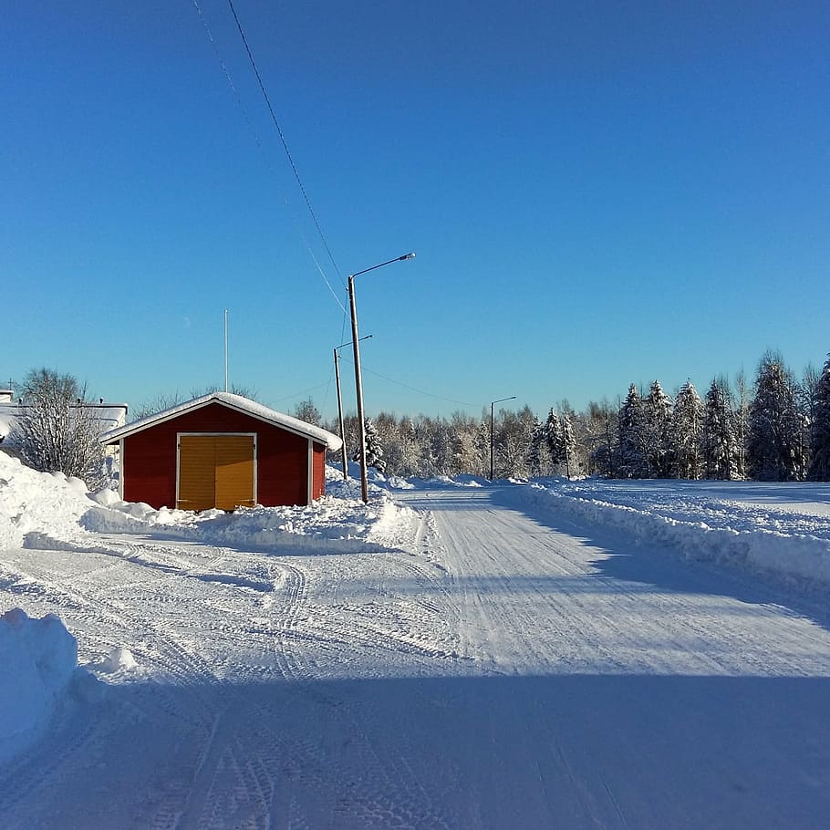 winter, road, sky, cold, barn, day, sunshine, street, decked HD wallpaper