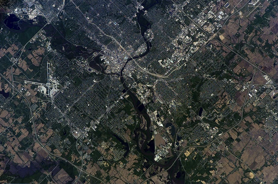 Satellite Image of Des Moines, Iowa, geography, public domain