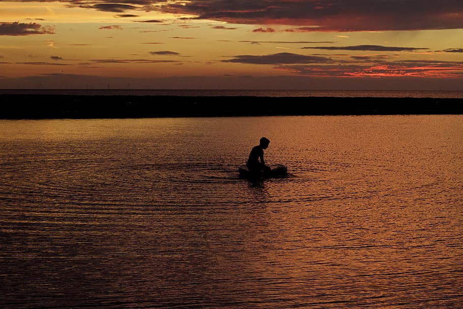 beach, child, clouds, dawn, dusk, evening, ocean, person, raft HD wallpaper