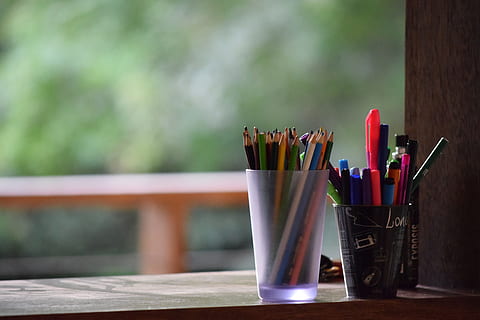Pencil, Table, Wood, multi Colored, education, wood - Material HD wallpaper