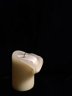 candle, black, white, extinguish, burnt, wick, wax, dark, light HD wallpaper