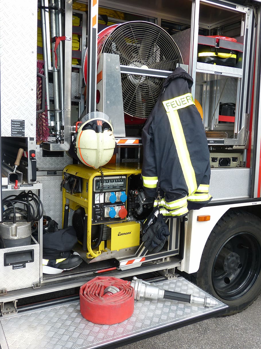 fire, accident, brand, use, protection jacket, fire truck, rescue vehicle HD wallpaper
