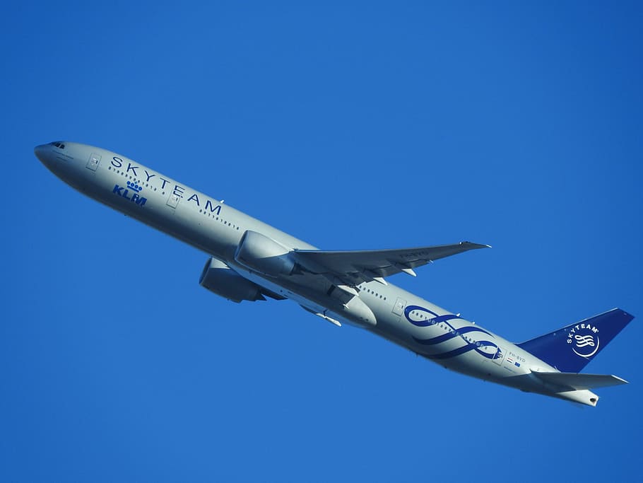 plane, trip, holidays, aviation, airport, blue, sky, fly, tourism HD wallpaper
