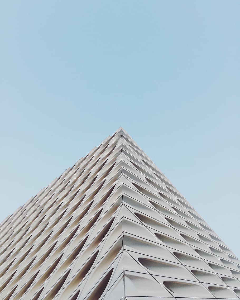 white high-rise building, phot oof white building, architecture HD wallpaper