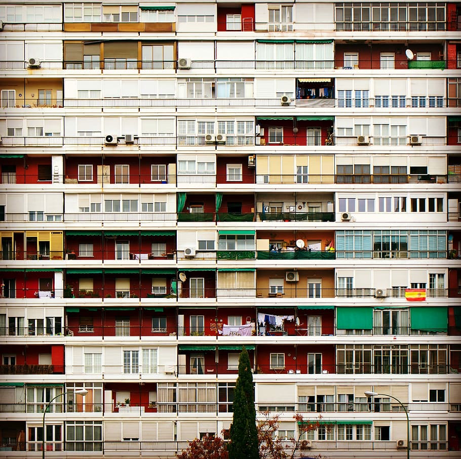 photo of multi-storey building, architecture, balcony, windows HD wallpaper