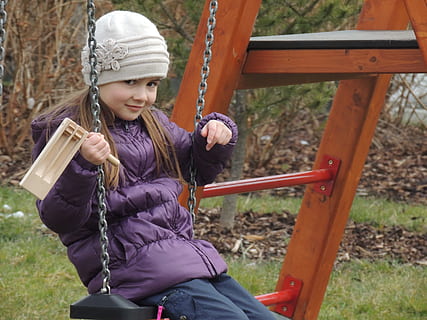 girl wearing bubble sweater, swing, ratchet, easter, view, beauty HD wallpaper