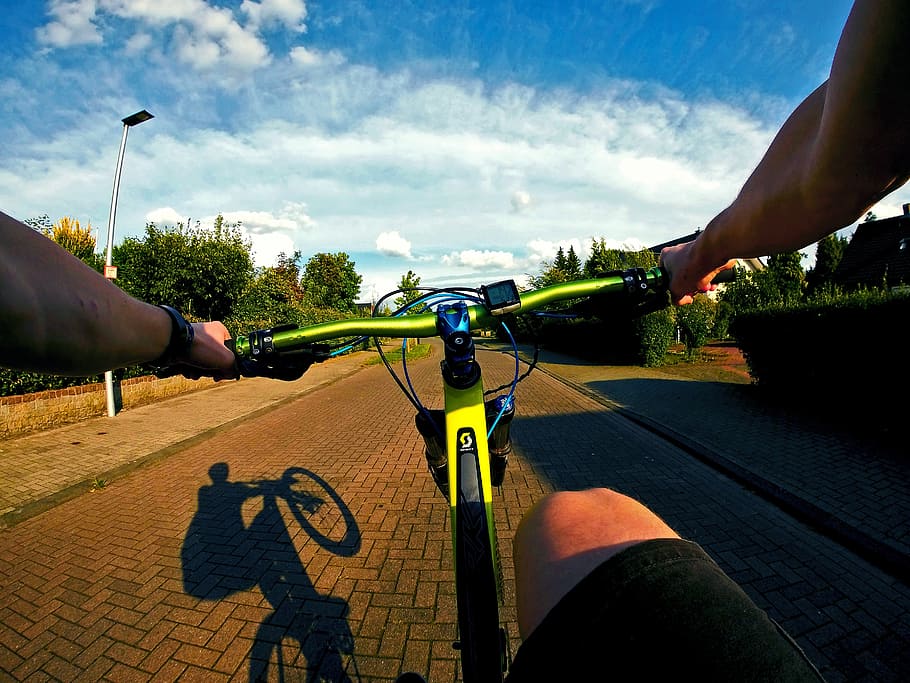 person riding bike on road, sport, mountain bike, biker, bicycles, HD wallpaper