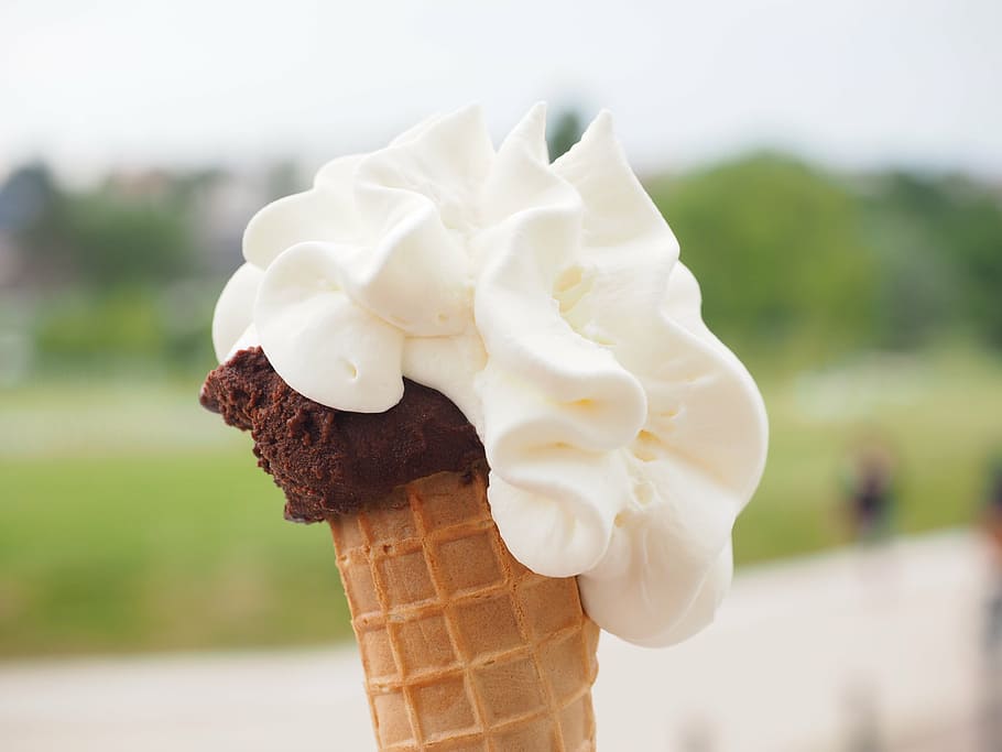 photo of chocolate ice cream with toppings, soft ice cream, waffle ice cream, HD wallpaper