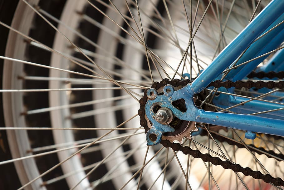 blue bike chain