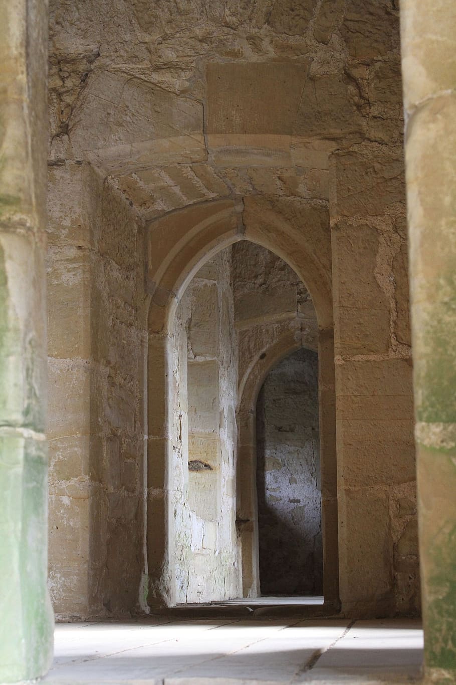 hallway, sandstone, arch, architecture, built structure, the past HD wallpaper