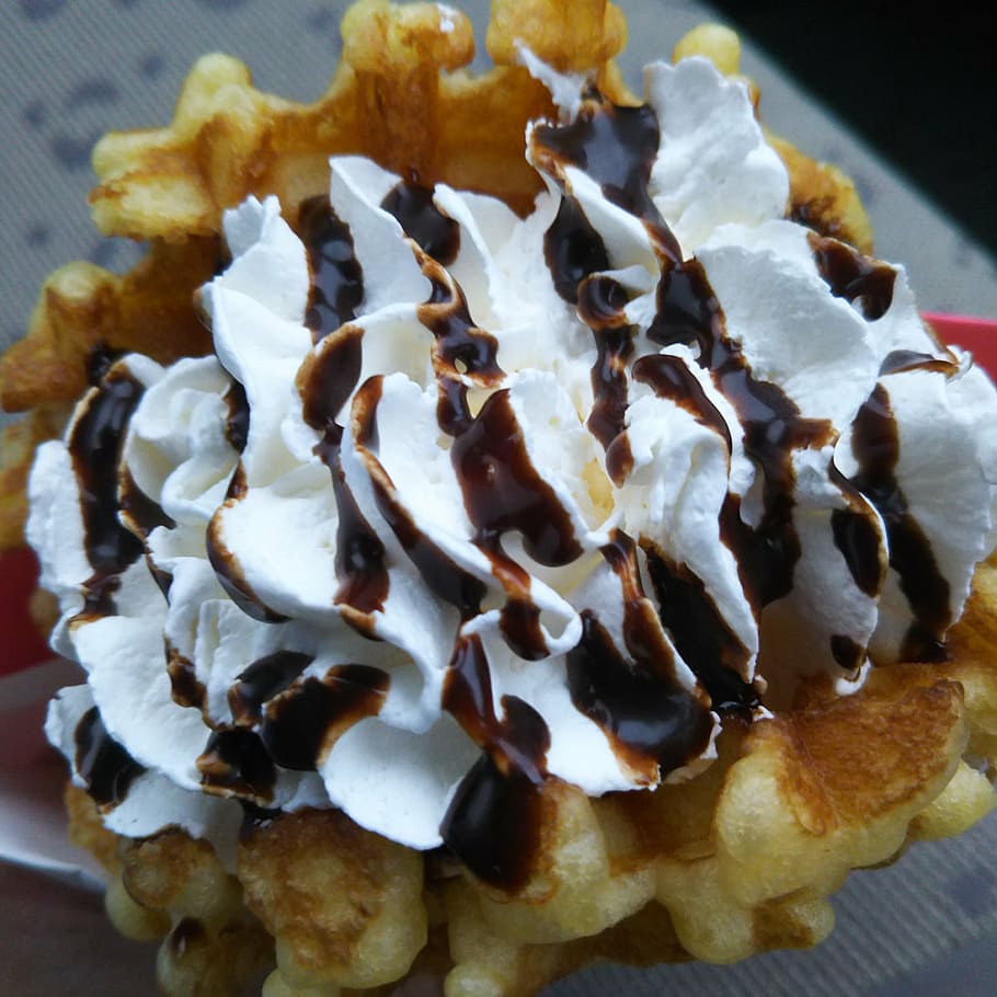 waffle, whipped cream, chocolate source, white, black, sweet food, HD wallpaper