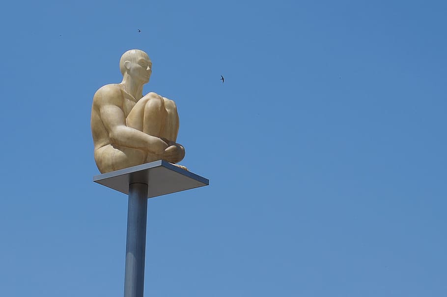 statue, nice, sky, monument, man, sitting, blue, human representation HD wallpaper