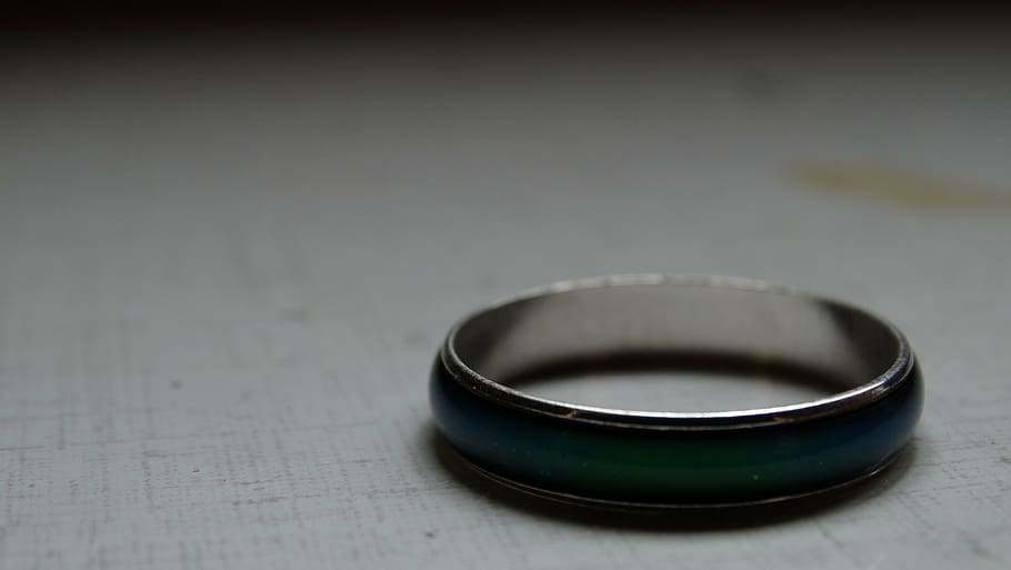 focus, mood ring, jewelry, indoors, no people, selective focus HD wallpaper