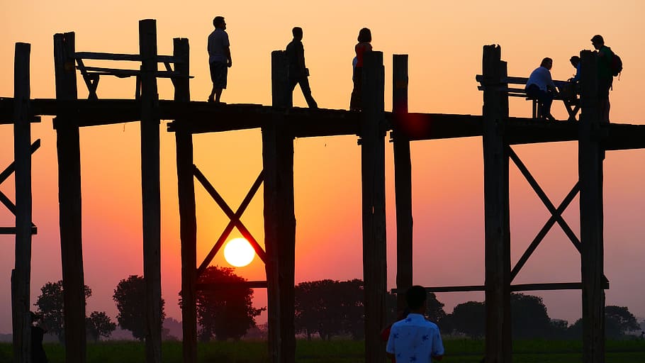 silhouette of people on bridge, u leg bridge, teak bridge, old HD wallpaper